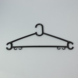 C41